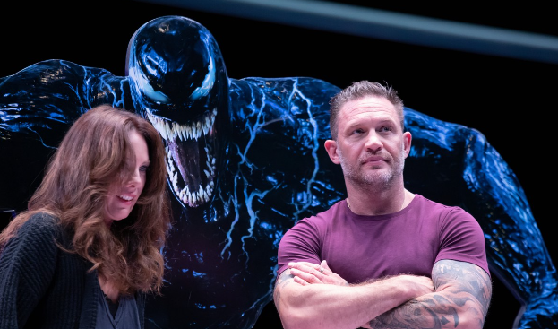 <strong>توم هاردي بطل فيلم Venom 3 المعروف بأسم Venom: The Last Dance ومخرجته كيلي مارسيل في الجولة الصحفية للفيلم بالمكسيك</strong>
