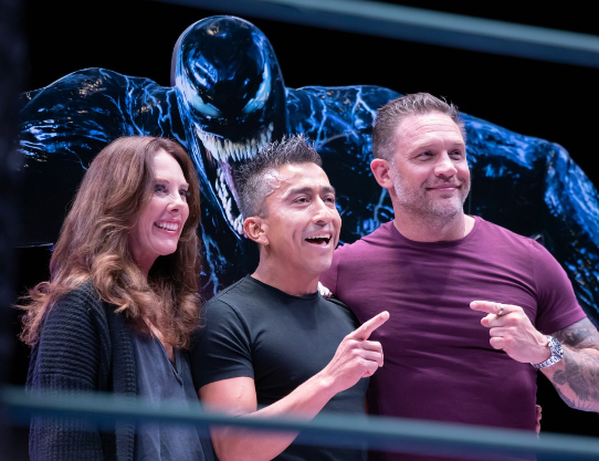<strong>توم هاردي بطل فيلم Venom 3 المعروف بأسم Venom: The Last Dance ومخرجته كيلي مارسيل في الجولة الصحفية للفيلم بالمكسيك</strong>