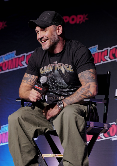 <strong>توم هاردي بطل الجزء الثالث فيلم Venom: The Last Dance في العرض الخاص للفيلم</strong>