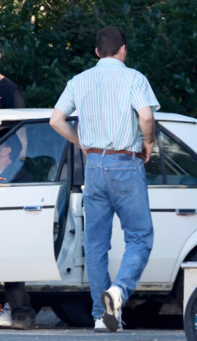 <strong>الممثل الأمريكي تشانينج تيتوم في موقع تصوير فيلمه الجديد Roofman أثناء تصويره أحد المشاهد</strong>