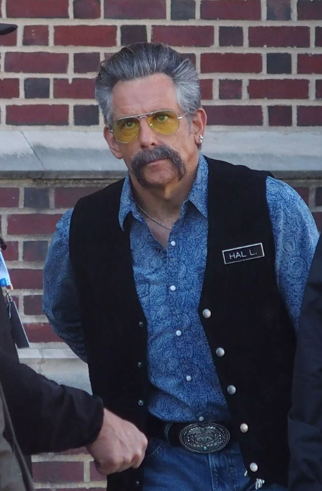 <strong>الممثل الأمريكي بن ستيلر أثناء تصوير أحد مشاهد فيلمه الجديد Happy Gilmore 2</strong>