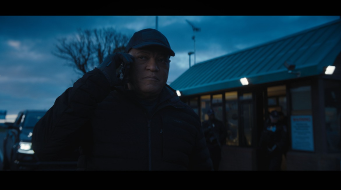 <strong>لورانس فيشبورن في مشهد من الفيلم الجديد The Amateur</strong>
