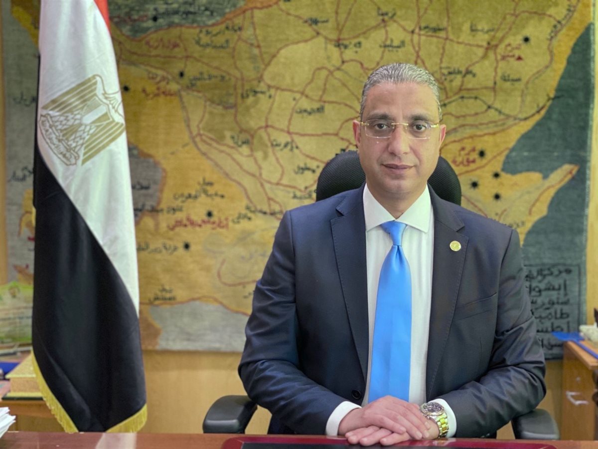 <strong> الدكتور أحمد الأنصاري محافظ الفيوم</strong>