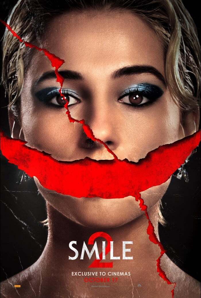 <strong>نعومي سكوت على صورة أفيش فيلمها الجديد Smile 2</strong>