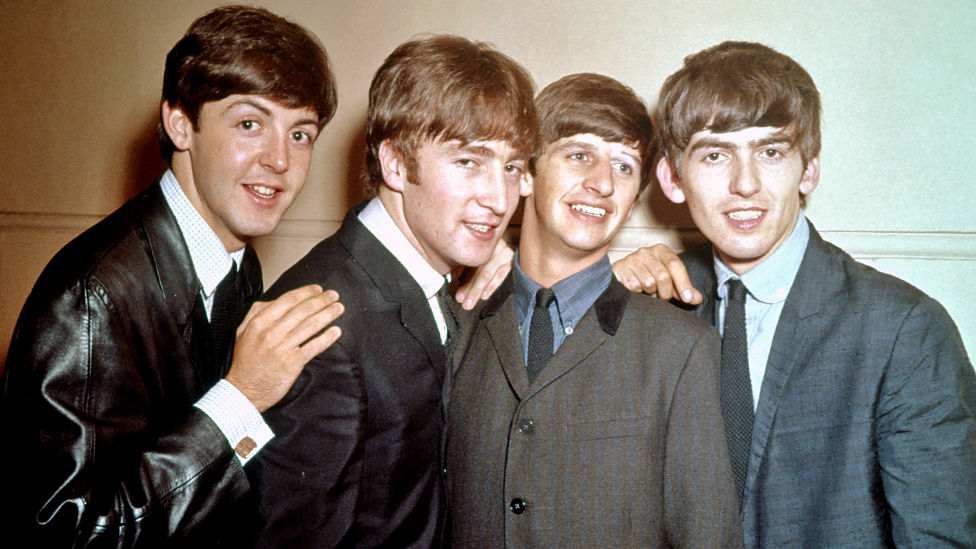 <strong>أعضاء فرقة The Beatles الغنائية الموسيقية</strong>