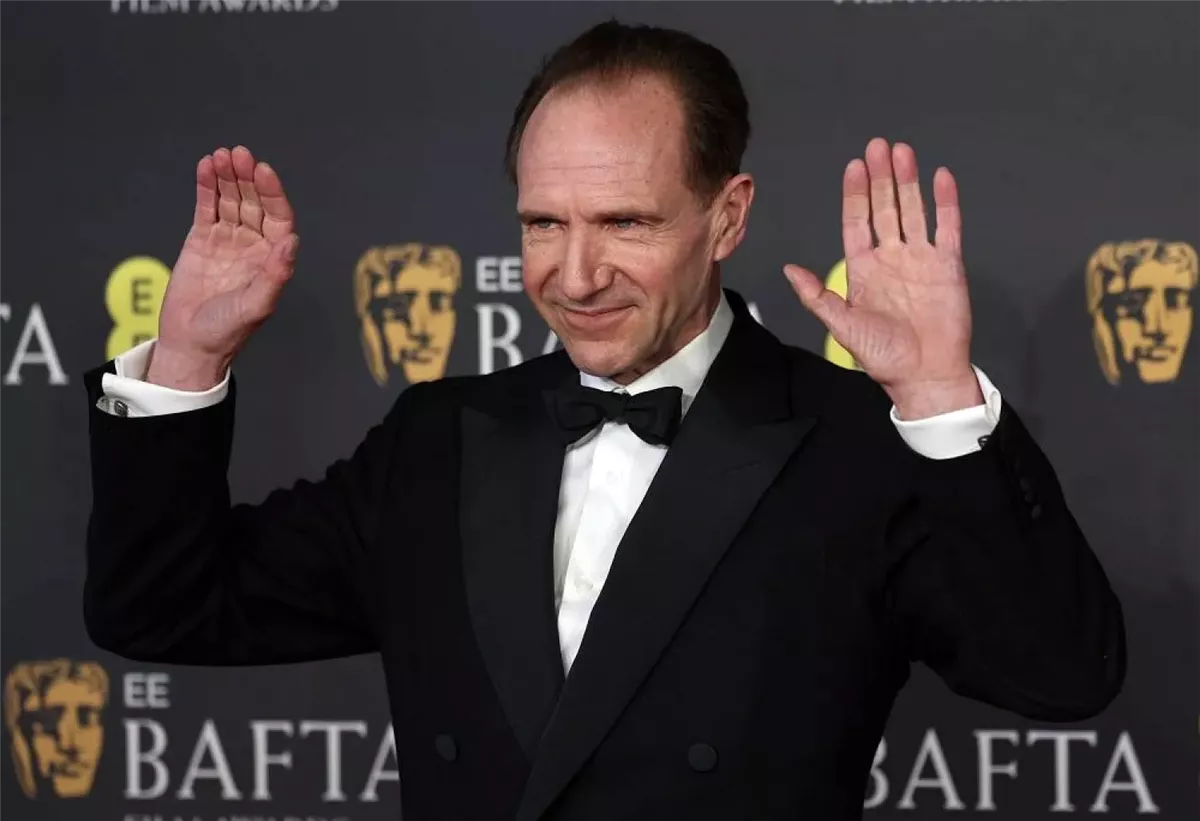 <strong> رالف فاينس بطل فيلم Conclave في حفل توزيع جوائز البافتا BAFTA Awards 2025 لدورته الـ 78</strong>