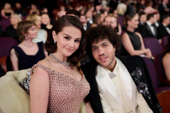 <strong>سيلينا جوميز وخطيبها بيني بلانكو</strong>