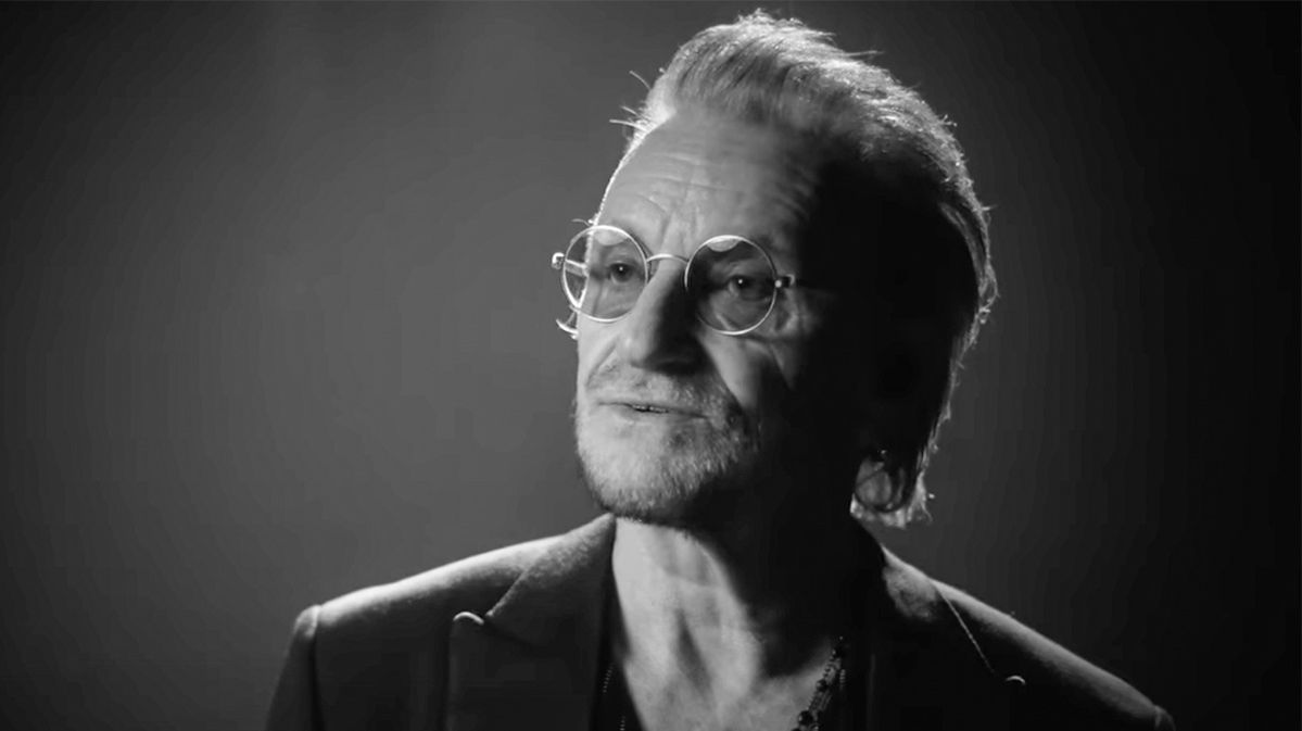 الفنان بونو في فيلم Bono: Stories of Surrender