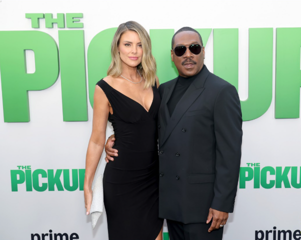 إيدي ميرفي بطل الفيلم الجديد The Pickup وزوجته بيج بوتشر في العرض الخاص للفيلم