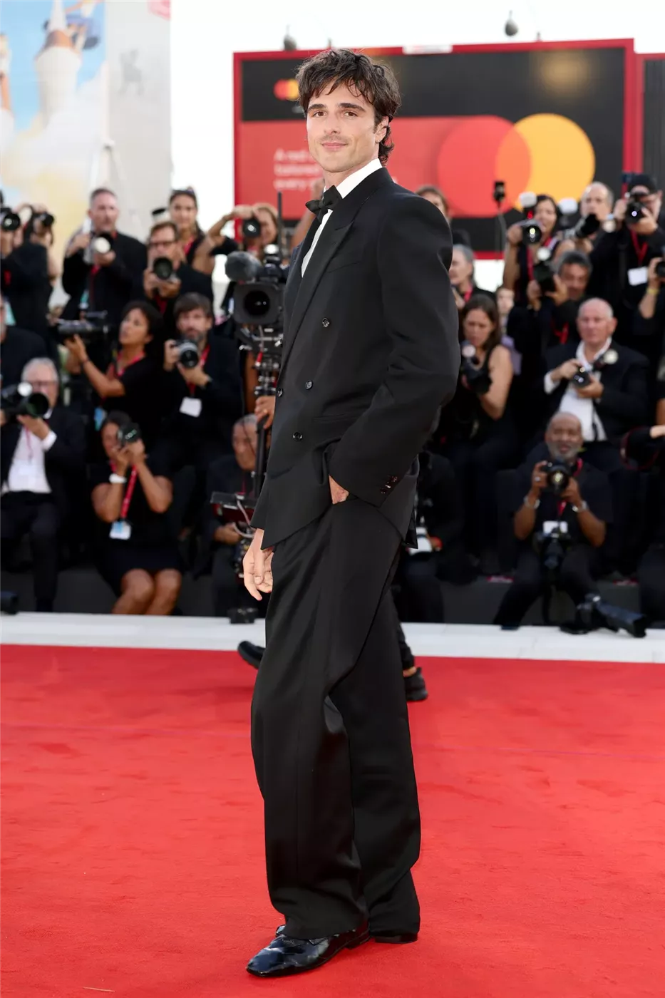 جاكوب إيلوردي بطل فيلم Frankenstein &nbsp;في مهرجان فينيسيا السينمائي 2025
