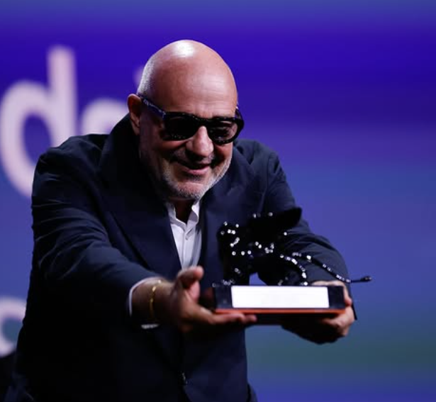 المخرج جيانفرانكو روزي