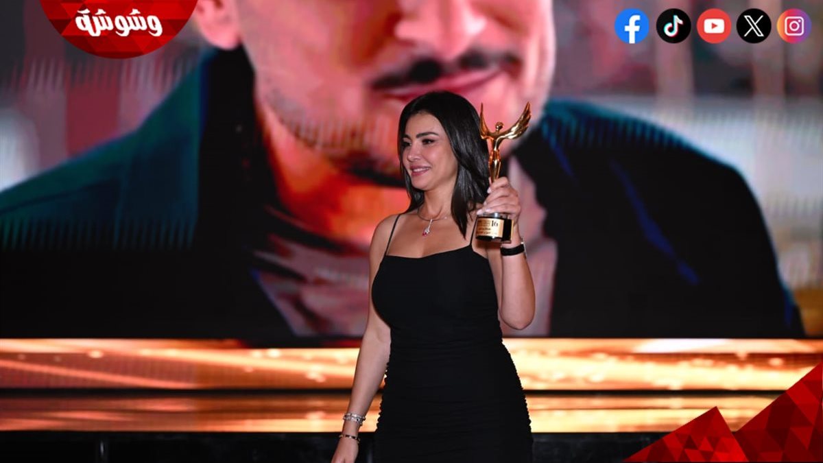 تكريم الفنانة دينا فؤاد