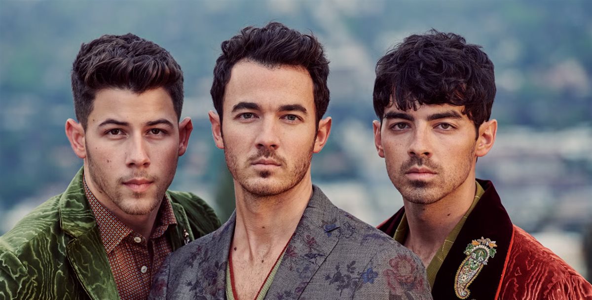 فرقة الغناء العالمية Jonas Brothers
