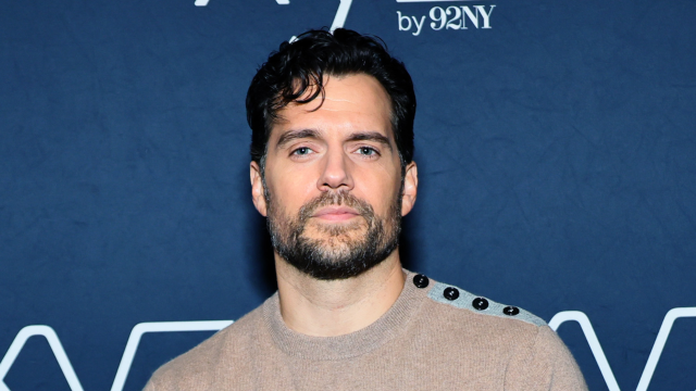 الممثل الإنجليزي هنري كافيل