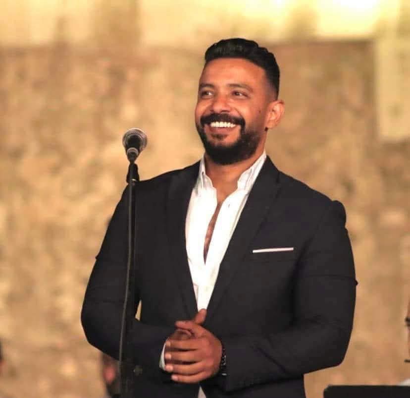 فرقة عبد الحليم نويرة تحيي حفلاً غنائياً يعيد أجواء التسعينيات على المسرح الكبير
