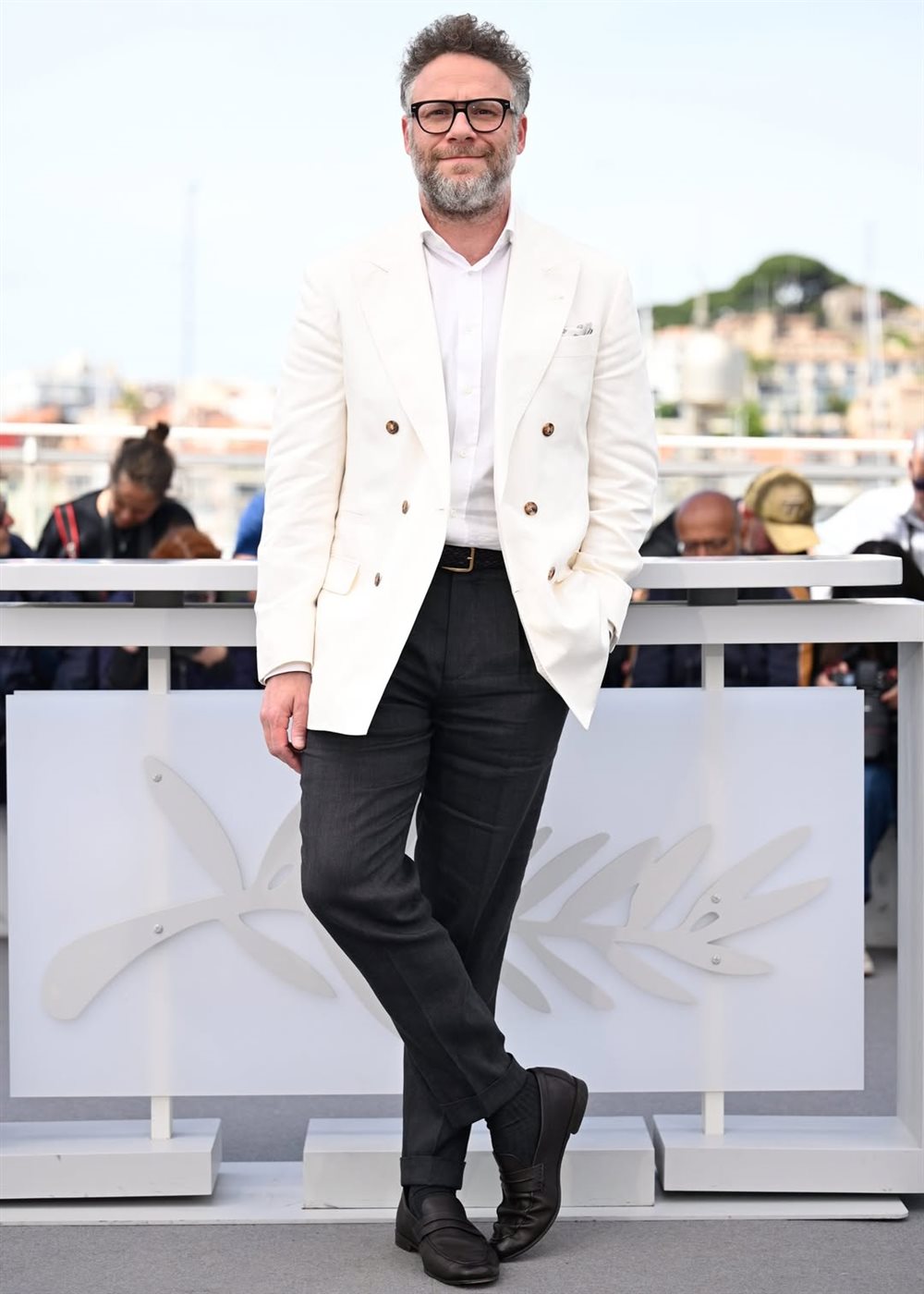 سيث روجن حالياً في مهرجان كان السينمائي 2026