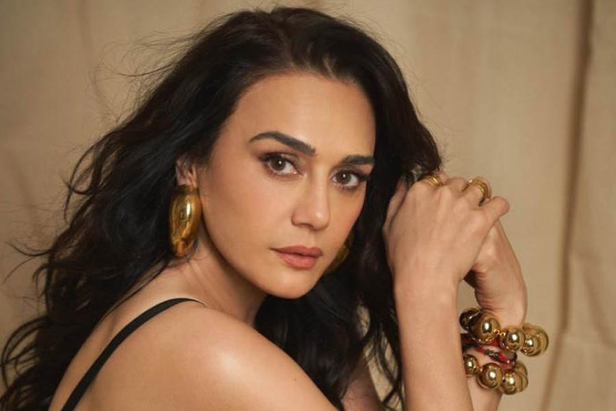 الممثلة الهندية بريتي زينتا