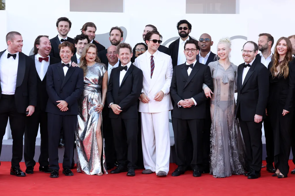 فريق عمل الفيلم الجديد Primetime في مهرجان فينيسيا السينمائي 2026