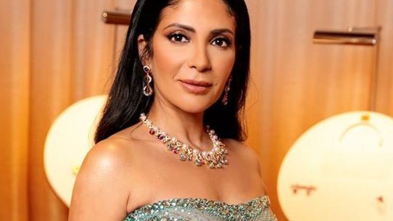 الفنانة منى زكي