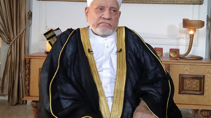 أحمد عمر هاشم