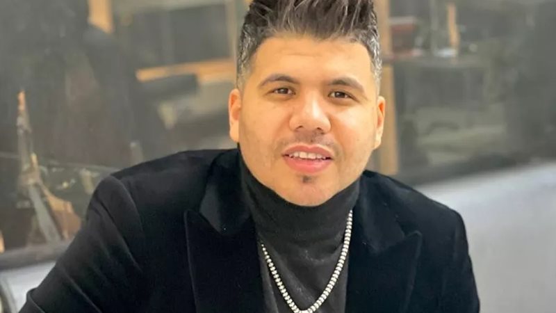 عمر كمال