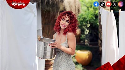 دوللي شاهين تنتهي من تسجيل أغنية 