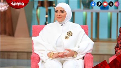 إيهاب توفيق وعمرو الليثي أبرزهم.. نجوم الفن يواسون دعاء فاروق في عزاء والدة زوجها  