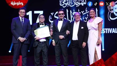 تكريم الأحمدين آدم وبدير وسلوى محمد على فى افتتاح القومى للمسرح