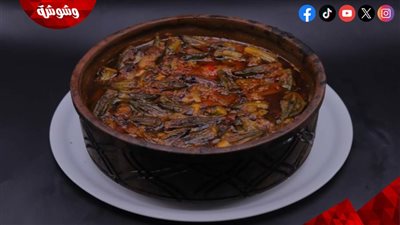 تعرفِ على طريقة عمل طاجن الباميه بالسجق