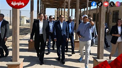 رئيس الوزراء يتفقد أعمال تطوير مدخل المنطقة الأثرية بهضبة الأهرام‎