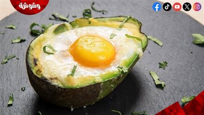 إليك وصفة توست الأفوكادو بالبيض