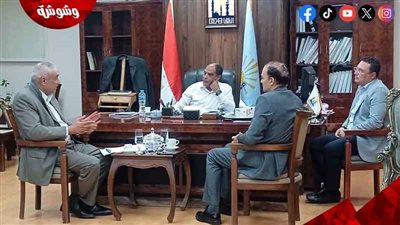 نائب محافظ القاهرة للمنطقة الجنوبية يعقد لقاء مع ممثلي البنك الأهلي المصري