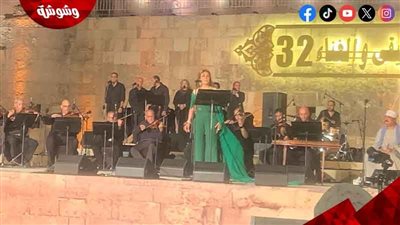 نادية مصطفى تتألق في حفلها بمهرجان القلعة