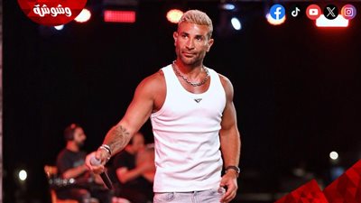 أحمد سعد يفتتح حفله بأغنية 