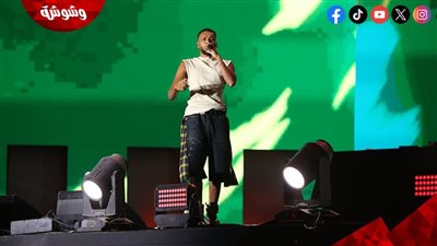 ويجز يستنكر الأخبار الكاذبة: أبقى قاعد في بيتي ألاقي واحد يطلع عليا شائعات