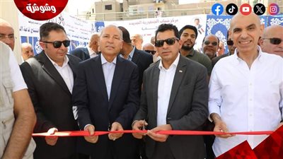 وزير الشباب والرياضة ومحافظ القاهرة يفتتحان الملعب الخماسي الجديد بمركز شباب السواح بالزيتون ‎