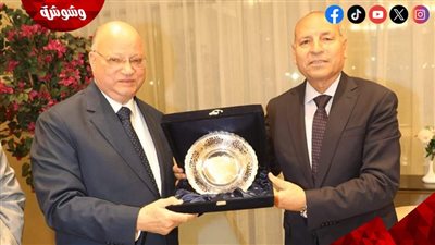 محافظ القاهرة يكرم اللواء خالد عبدالعال والمهندسة جيهان عبدالمنعم‎