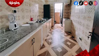 أسهل طريقة لتنظيف المطبخ من الدهون بمنتجات طبيعية وآمنة
