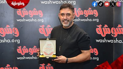عمرو مصطفى لـ