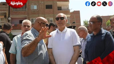محافظ القاهرة يتفقد أعمال إزالة دورين مخالفين بعقار بحلوان