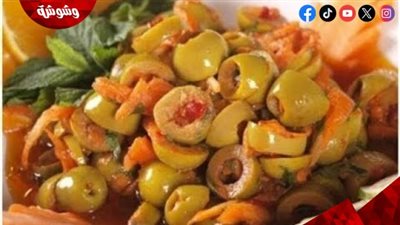طريقة تخليل الزيتون الأخضر.. مكون واحد هيخلي الطعم في حتة تانية 