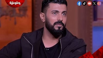 هل تعدى المخرج محمد سامي على أحد فريق الإنتاج في مسلسل إش إش بالضرب؟.. اعرف التفاصيل