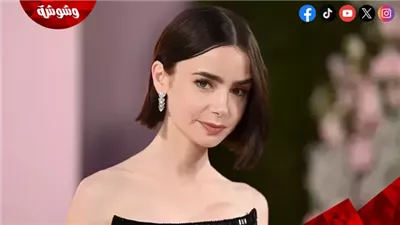 بطلة مسلسل Emily In Paris تخوض أولى بطولاتها في المسرح