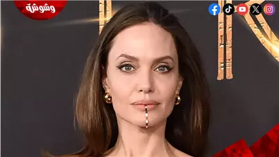 شاهد بالصور.. أحدث ظهور لـ أنجيلينا جولي مع ابنها