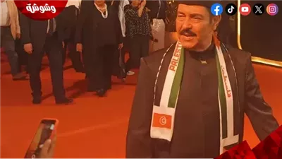 لطفي بوشناق يدعم فلسطين في مهرجان الموسيقى العربية بهذه الملابس