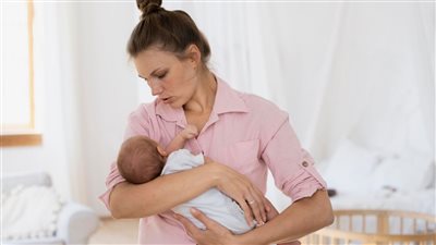 حليب الثدي يحمي الطفل من السمنة