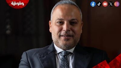 تامر عبدالمنعم يسترد حساباته الرسمية بعد سرقتها