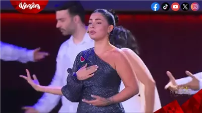 غنت للعندليب وليلى مراد.. الفلسطينية نويل خرمان تخطف الأنظار بختام الجونة السينمائي 