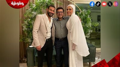 محمد هنيدي يحتفل بخطوبة ابنته بالرقص على نغمات 