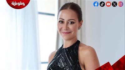 فرحة في ختام الجونة.. الفنانون يهنئون منة شلبي بزواجها من المنتج أحمد الجنايني